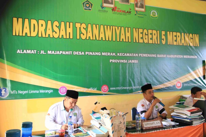 Pengawas Madrasah Laksanakan Sosialisasi KMA 736 Tahun 2026 Bersama Guru dan Tendik MTsN 5 Merangin