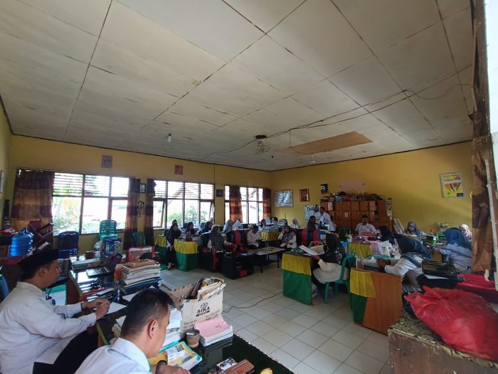 MTsN 5 Merangin Laksanakan Rapat Persiapan dan Kelulusan Kelas IX