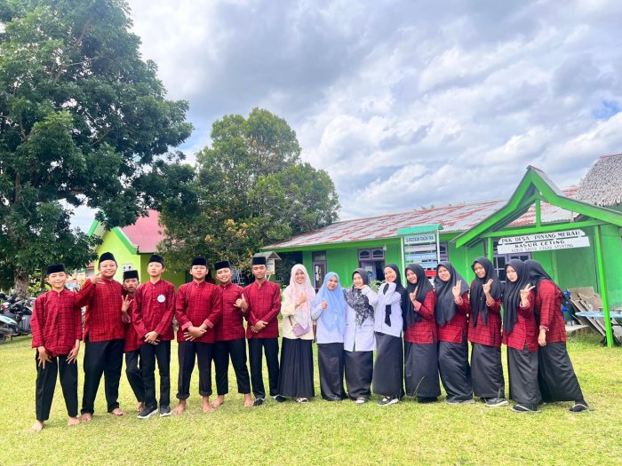 MTsN 5 Merangin Ikuti MTQ Ke-VIII Tahun 2025 Tingkat Desa Pinang Merah
