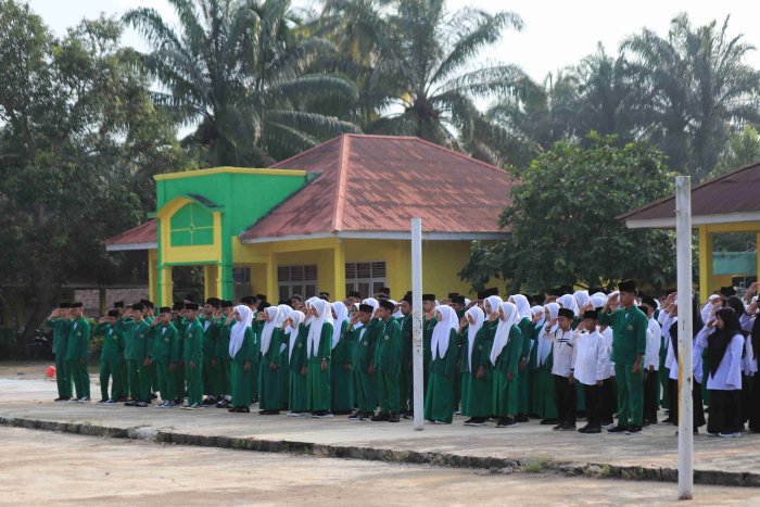 Sambut Semangat Tahun Ajaran Baru, Plt. Kepala MTsN 5 Merangin Buka Kegiatan MATAMUDA 2026