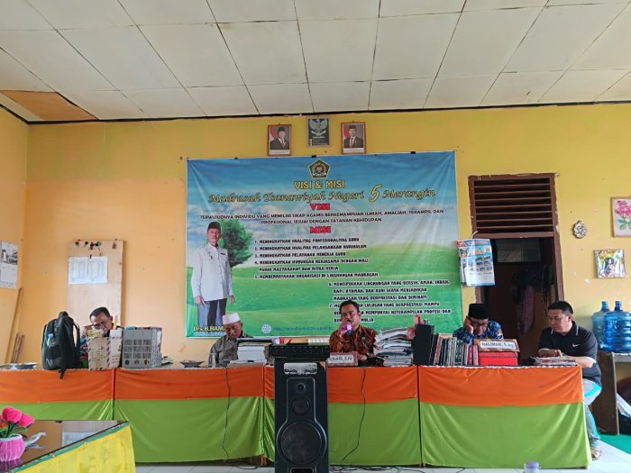 Perpisahan Guru MTsN 5 Merangin Sebagai Kepala MIN 3 Merangin, PLt: Semoga Kebersamaan Terus Terjalin