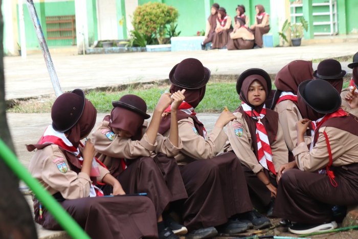 Lanjutkan Tes TKK Memancing dan Menghias Makanan, Pramuka MTsN 5 Merangin Eratkan Kekompakan