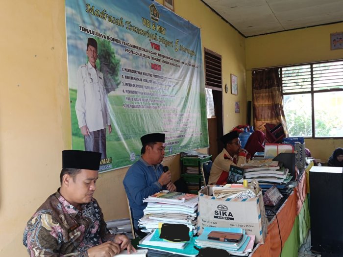 MTsN 5 Merangin Gelar Rapat Kenaikan Kelas 7 dan Kelas 8 Akhir Tahun Ajaran 2025/2026 Semester Genap