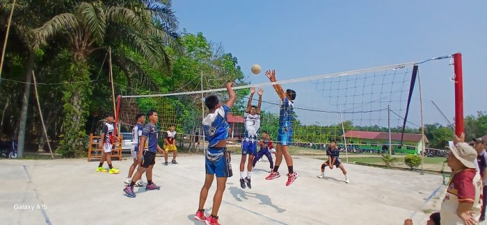 Kembali Beringas! Squad Tim Voli Putra MTs Kankemenag Merangin Uji Latihan Bersama Kembali Beringas! Squad Tim Voli Putra MTs Kankemenag Merangin Uji Latihan Bersama